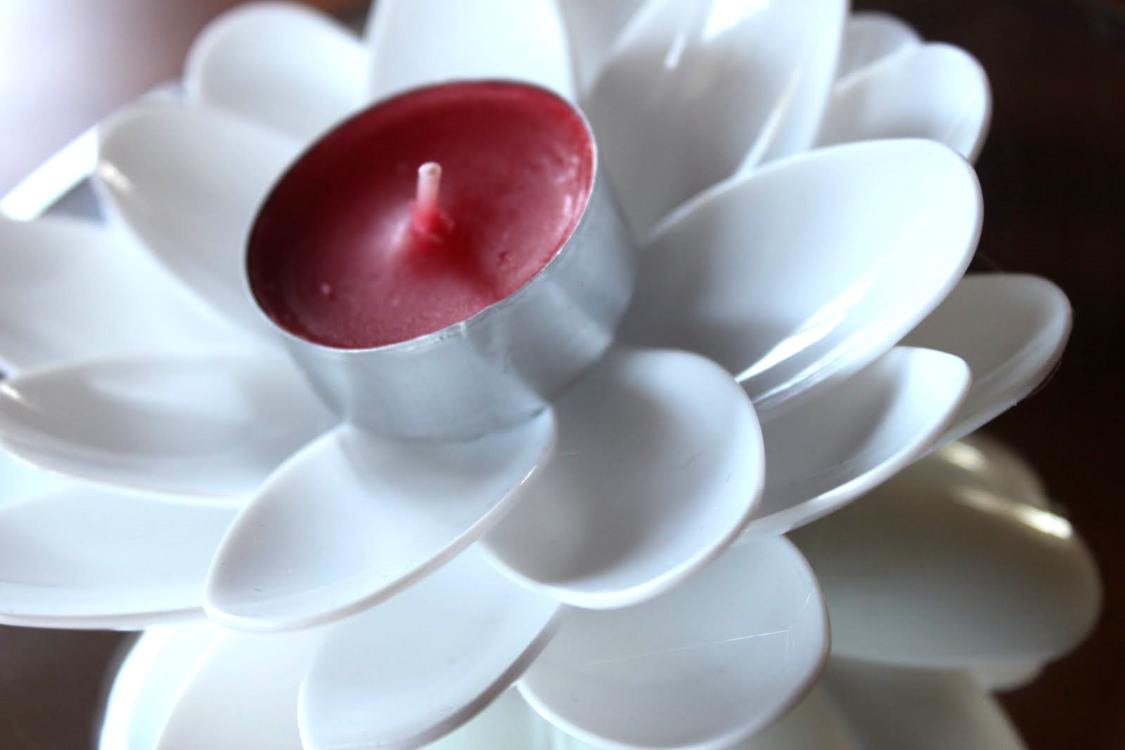 Поделки из стаканчиков — как использовать и что можно сделать из пластиковой одноразовой посуды