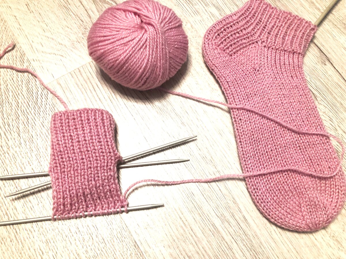 Вязание носков на пяти спицах, мастер-класс — блог милы