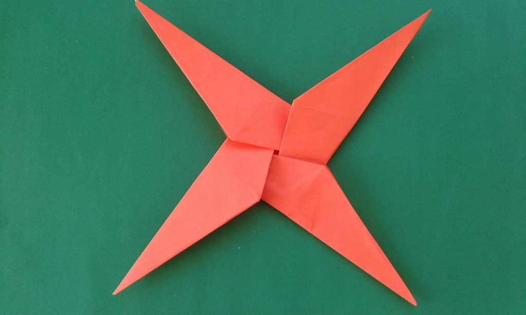 Оригами сюрикен: 4х конечная и 8ми конечная боевая звезда ниндзя