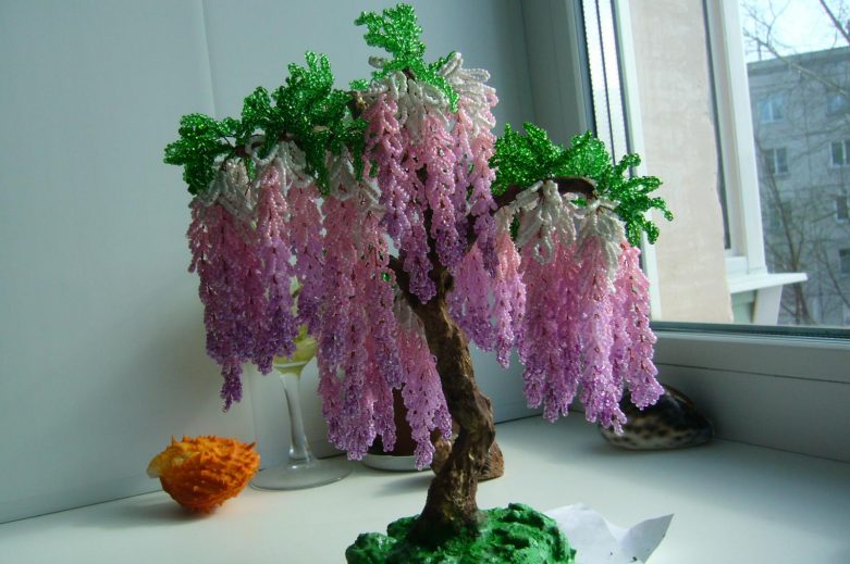 Глициния из бисера: плетем розовое дерево (фото и видео)