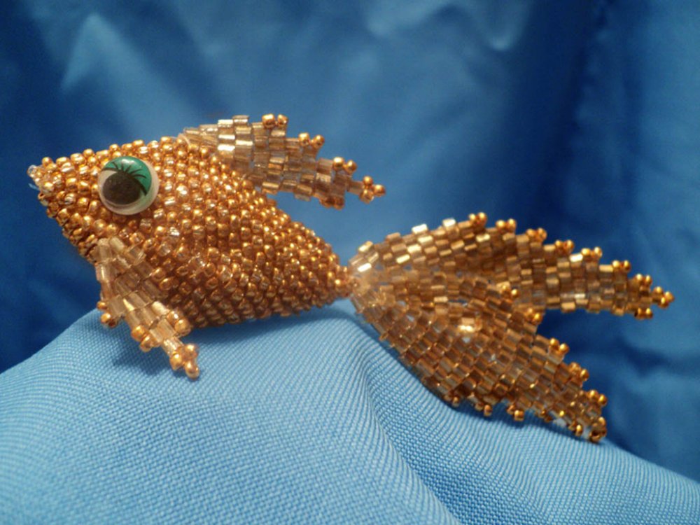 Морская звезда, рак и золотая рыбка из бисера, схемы плетения с описанием