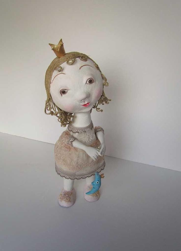 В данной статье будут подробно рассмотрены мастер-классы по изготовлению театральных кукол в технике папье-маше Вы узнаете как сделать куклу на шарнирах и марионетку