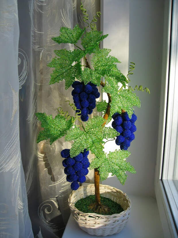 Виноград из бисера в пошаговых уроках бисероплетения с фото и видео материалом