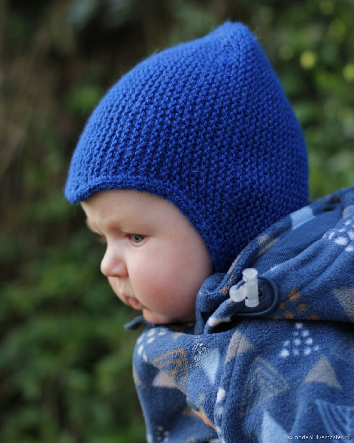 Шапка спицами для мальчика на весну, осень, зиму: описание и схема. как связать детскую шапку для мальчика спицами шлем, ушанку, миньон, с шарфом?