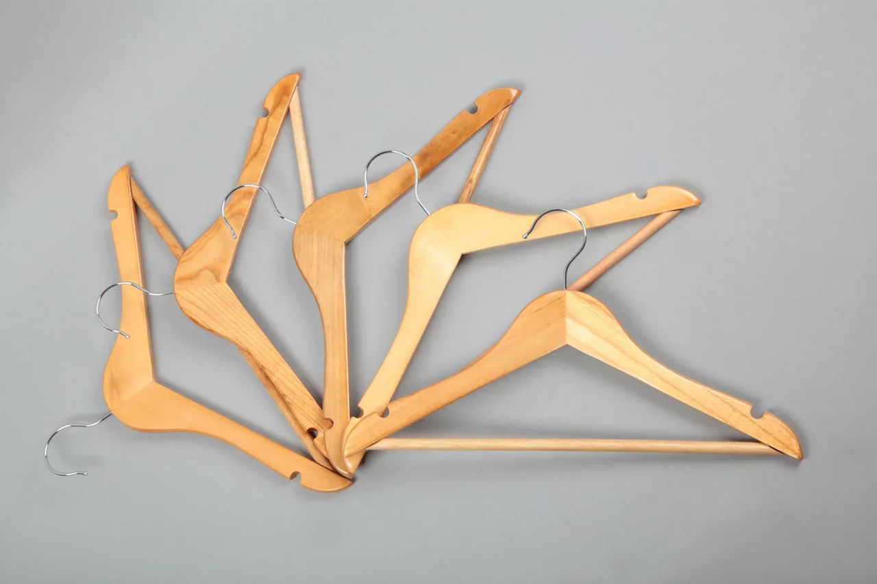 Вешалка своими руками: мастер-класс создания оригинальных самодельных вешалок