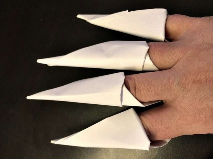 Разные способы, как сделать оригами-когти из бумаги